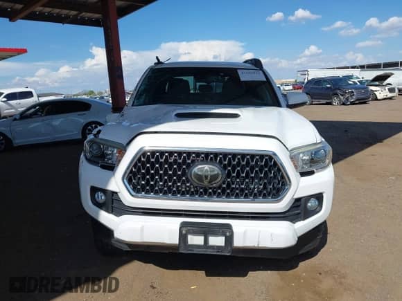 2019 Toyota Tacoma SR5 с VIN 3TMDZ5BN5KM059168, выставлен на аукционе IAAI как лот 43165812 с пробегом 56 416 миль миль и . История ставок и продаж доступна на DreamBid. Изображение 12.