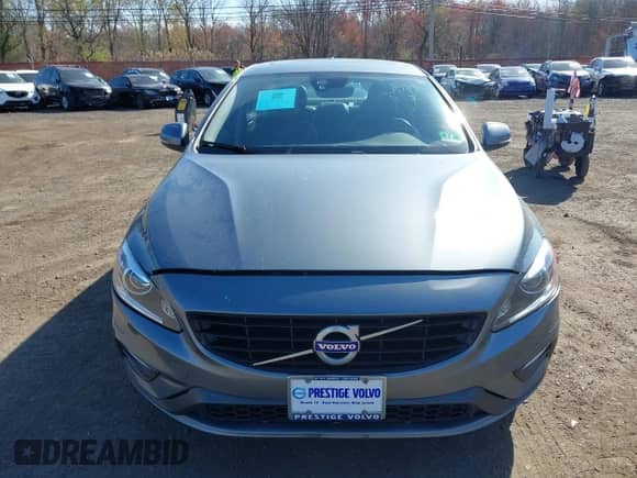 2018 Volvo S60 Dynamic с VIN YV140MTL6J2459953, выставлен на аукционе IAAI как лот 42048650 с пробегом 63 631 миль миль и . История ставок и продаж доступна на DreamBid. Изображение 12.