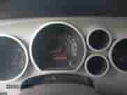 2007 Toyota Tundra SR5 z VIN 5TBET54107S454598, wystawiony jako IAAI lot #42558681 z przebiegiem 309 838 mil mil oraz . Historia ofert i sprzedaży dostępna na DreamBid. Obrazek 7.