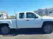 2013 Chevrolet Silverado 2500HD Work Truck z VIN 1GC2KVCG4DZ373875, wystawiony jako IAAI lot #43558195 z przebiegiem 172 584 mil mil oraz . Historia ofert i sprzedaży dostępna na DreamBid. Obrazek 13.