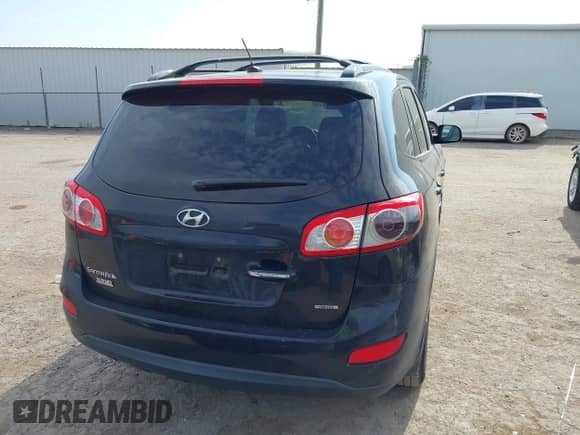 2012 Hyundai Santa Fe Limited с VIN 5XYZK3AB0CG103260, выставлен на аукционе IAAI как лот 43208403 с пробегом 161 125 миль миль и . История ставок и продаж доступна на DreamBid. Изображение 16.
