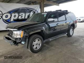 2007 Chevrolet Suburban LT с VIN 3GNFK16357G258782, выставлен на аукционе Copart как лот 70554445 с пробегом 193 228 миль миль и Списание • Salvage title. История ставок и продаж доступна на DreamBid. Изображение 1.