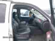 2012 Chevrolet Suburban LT с VIN 1GNSCJE00CR165813, выставлен на аукционе IAAI как лот 42494042 с пробегом 205 998 миль миль и . История ставок и продаж доступна на DreamBid. Изображение 5.