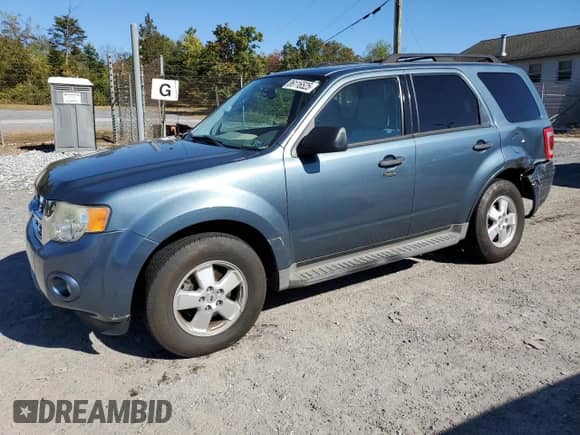 2011 Ford Escape XLT с VIN 1FMCU9D78BKB18572, выставлен на аукционе Copart как лот 86116525 с пробегом 133 869 миль миль и Списание • Salvage title. История ставок и продаж доступна на DreamBid. Изображение 1.