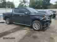 2022 Chevrolet Silverado 1500 High Country with VIN 3GCUYHEDXNG136093, listed as a Copart auction lot 71680514 with 47,598 mi miles and Clean title. Bid and sale history available at DreamBid. Image 4.