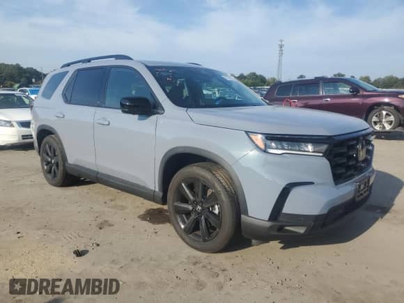 2025 Honda Pilot Black Edition с VIN 5FNYG1H94SB139267, выставлен на аукционе Copart как лот 81742905 с пробегом 2 891 миль миль и Списание • Salvage title. История ставок и продаж доступна на DreamBid. Изображение 4.