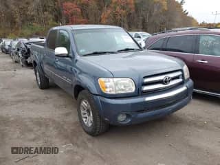 2006 Toyota Tundra SR5 с VIN 5TBDT44186S505527, выставлен на аукционе IAAI как лот 43558975 с пробегом 347 857 миль миль и . История ставок и продаж доступна на DreamBid. Изображение 1.