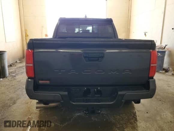 2024 Toyota Tacoma SR5 with VIN 3TMLB5JN6RM022769, listed as a Copart auction lot 85087965 with 17,767 mi miles and Salvage title. Bid and sale history available at DreamBid. Image 6.