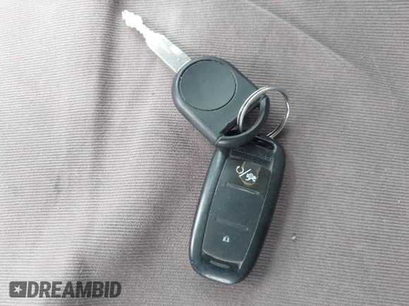 2006 Ford F-150 XLT with VIN 1FTPW14596KB21521, listed as a IAAI auction lot 43557744 with 190,727 mi miles and . Bid and sale history available at DreamBid. Image 11.