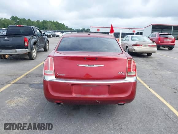 2014 Chrysler 300 C with VIN 2C3CCAET1EH149201, listed as a IAAI auction lot 43059657 with 136,661 mi miles and . Bid and sale history available at DreamBid. Image 16.