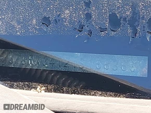 2001 Toyota Tundra SR5 с VIN 5TBRN34121S166363, выставлен на аукционе IAAI как лот 43528624 с пробегом 347 719 миль миль и . История ставок и продаж доступна на DreamBid. Изображение 9.