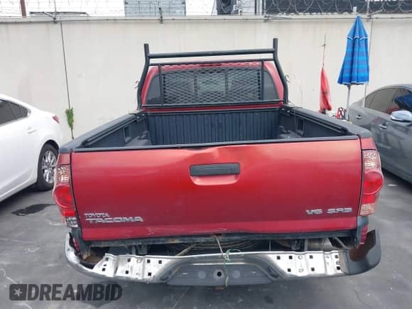 2008 Toyota Tacoma z VIN 5TEMU52N38Z582389, wystawiony jako IAAI lot #43359175 z przebiegiem 177 372 mil mil oraz . Historia ofert i sprzedaży dostępna na DreamBid. Obrazek 17.