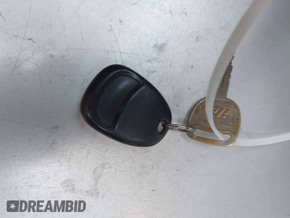 1999 Chevrolet Silverado 1500 LS с VIN 1GCEC19V1XZ163814, выставлен на аукционе IAAI как лот 42190139 с пробегом 333 694 миль миль и . История ставок и продаж доступна на DreamBid. Изображение 11.