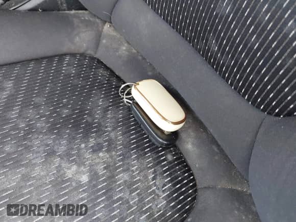 2013 Dodge Journey SE with VIN 3C4PDCAB6DT601569, listed as a IAAI auction lot 42816122 with 180,363 mi miles and . Bid and sale history available at DreamBid. Image 11.