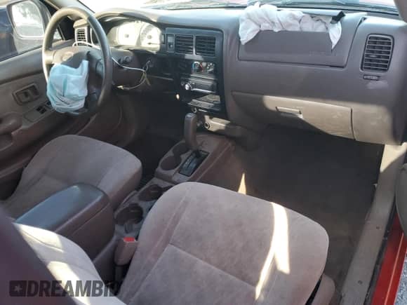 2001 Toyota Tacoma PreRunner with VIN 5TESN92NX1Z820983, listed as a Copart auction lot 87391055 with 213,806 mi miles and Salvage title. Bid and sale history available at DreamBid. Image 8.