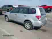 2010 Subaru Forester X с VIN JF2SH6AC0AH735014, выставлен на аукционе IAAI как лот 43262471 с пробегом 154 631 миль миль и . История ставок и продаж доступна на DreamBid. Изображение 3.