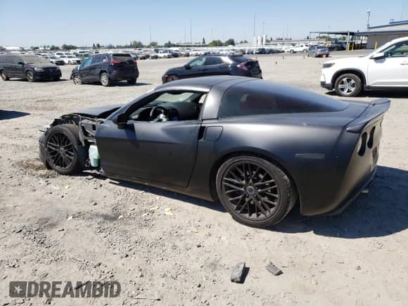2011 Chevrolet Corvette 1LT with VIN 1G1YA2DWXB5112183, listed as a Copart auction lot 68956735 with 88,785 mi miles and Salvage title. Bid and sale history available at DreamBid. Image 2.