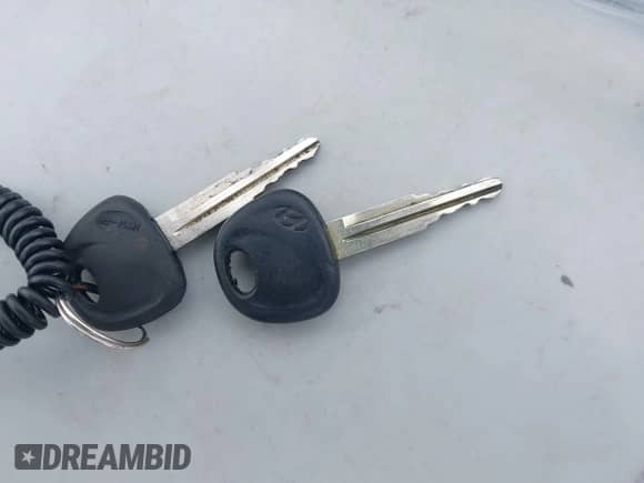 2005 Hyundai Accent GLS с VIN KMHCG35C85U362103, выставлен на аукционе IAAI как лот 43453189 с пробегом 116 936 миль миль и . История ставок и продаж доступна на DreamBid. Изображение 11.