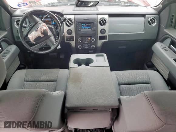 2013 Ford F-150 XL z VIN 1FTFW1CT1DKF25163, wystawiony jako Copart lot #70666525 z przebiegiem Nie podano mil oraz Szkoda całkowita • Salvage title. Historia ofert i sprzedaży dostępna na DreamBid. Obrazek 8.