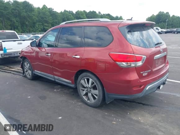 2014 Nissan Pathfinder SL with VIN 5N1AR2MM1EC647902, listed as a IAAI auction lot 42991948 with 130,712 mi miles and . Bid and sale history available at DreamBid. Image 3.
