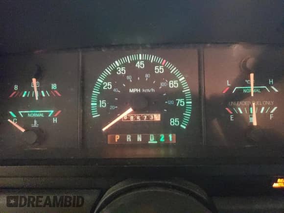 1989 Ford F-150 with VIN 1FTEF14Y7KKB65464, listed as a Copart auction lot 85364165 with 88,573 mi miles and Salvage title. Bid and sale history available at DreamBid. Image 9.