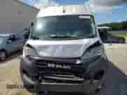 2023 Ram ProMaster Cargo с VIN 3C6MRVJG4PE513003, выставлен на аукционе Copart как лот 65620635 с пробегом 75 988 миль миль и Списание • Salvage title. История ставок и продаж доступна на DreamBid. Изображение 5.