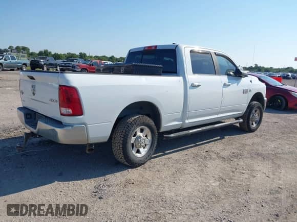 2010 Dodge 2500 SLT с VIN 3D7UT2CL9AG146183, выставлен на аукционе IAAI как лот 42990910 с пробегом 198 812 миль миль и . История ставок и продаж доступна на DreamBid. Изображение 4.