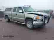 2002 GMC Sierra 1500 SLE z VIN 2GTEK19TX21147176, wystawiony jako IAAI lot #42548008 z przebiegiem 308 911 mil mil oraz . Historia ofert i sprzedaży dostępna na DreamBid. Obrazek 1.