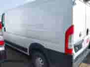 2023 Ram ProMaster Cargo z VIN 3C6LRVVG2PE596243, wystawiony jako IAAI lot #42069331 z przebiegiem 9 332 mil mil oraz . Historia ofert i sprzedaży dostępna na DreamBid. Obrazek 15.