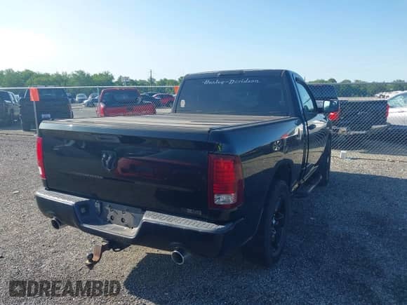 2014 Ram 1500 Express z VIN 3C6JR6AT1EG156872, wystawiony jako IAAI lot #42364099 z przebiegiem 240 249 mil mil oraz . Historia ofert i sprzedaży dostępna na DreamBid. Obrazek 16.