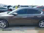 2012 Nissan Maxima SV z VIN 1N4AA5AP3CC850157, wystawiony jako IAAI lot #43089470 z przebiegiem 78 112 mil mil oraz . Historia ofert i sprzedaży dostępna na DreamBid. Obrazek 14.