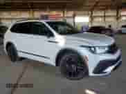 2022 Volkswagen Tiguan SE R-Line Black с VIN 3VVCB7AX5NM070935, выставлен на аукционе Copart как лот 80147435 с пробегом 64 700 миль миль и Списание • Salvage title. История ставок и продаж доступна на DreamBid. Изображение 4.