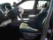 2018 Jeep Grand Cherokee SRT z VIN 1C4RJFDJ5JC207025, wystawiony jako Copart lot #51524845 z przebiegiem 64 690 mil mil oraz Szkoda całkowita • Salvage title. Historia ofert i sprzedaży dostępna na DreamBid. Obrazek 7.