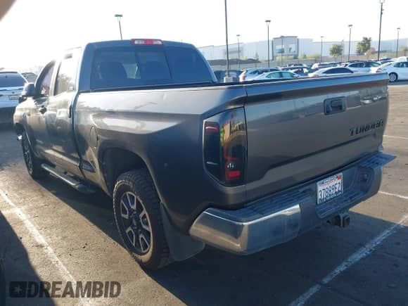 2017 Toyota Tundra SR5 with VIN 5TFRY5F12HX219154, listed as a IAAI auction lot 42014740 with 137,813 mi miles and . Bid and sale history available at DreamBid. Image 3.
