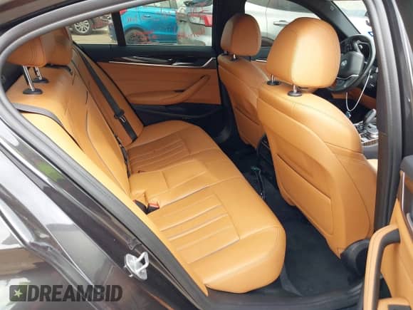 2019 BMW 5 Series 530i with VIN WBAJA5C51KWW06829, listed as a IAAI auction lot 42982321 with 44,744 mi miles and . Bid and sale history available at DreamBid. Image 8.