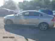 2015 Volvo S60 T5 Premier с VIN YV1612TK7F1351761, выставлен на аукционе IAAI как лот 42582359 с пробегом 138 659 миль миль и . История ставок и продаж доступна на DreamBid. Изображение 15.