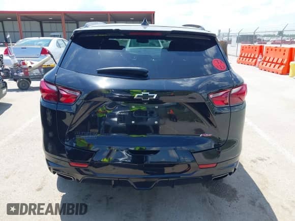 2021 Chevrolet Blazer RS с VIN 3GNKBKRS7MS534850, выставлен на аукционе IAAI как лот 42567415 с пробегом 73 954 миль миль и . История ставок и продаж доступна на DreamBid. Изображение 17.