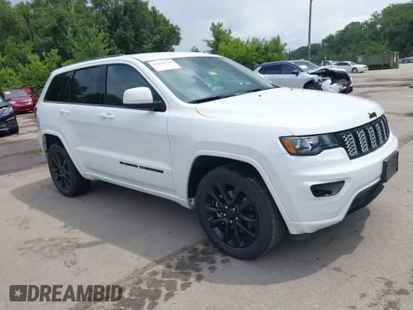 2022 Jeep Grand Cherokee Laredo X with VIN 1C4RJFAG7NC147361, listed as a IAAI auction lot 42536760 with 33,509 mi miles and . Bid and sale history available at DreamBid. Image 1.
