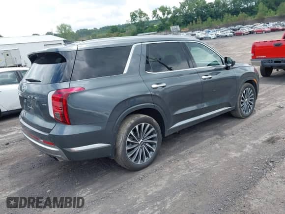 2025 Hyundai Palisade Calligraphy с VIN KM8R7DGE1SU867278, выставлен на аукционе IAAI как лот 42754857 с пробегом 11 006 миль миль и . История ставок и продаж доступна на DreamBid. Изображение 4.