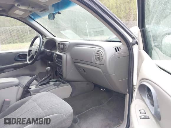 2004 Chevrolet TrailBlazer EXT LS с VIN 1GNES16S146141698, выставлен на аукционе IAAI как лот 41886745 с пробегом 214 656 миль миль и . История ставок и продаж доступна на DreamBid. Изображение 5.