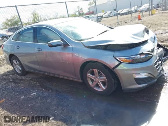 2024 Chevrolet Malibu LS с VIN 1G1ZB5ST7RF111072, выставлен на аукционе IAAI как лот 43385677 с пробегом 20 572 миль миль и . История ставок и продаж доступна на DreamBid. Изображение 12.