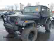 1995 Jeep Wrangler S с VIN 1J4FY19P0SP258399, выставлен на аукционе IAAI как лот 41970320 с пробегом 151 621 миль миль и . История ставок и продаж доступна на DreamBid. Изображение 2.