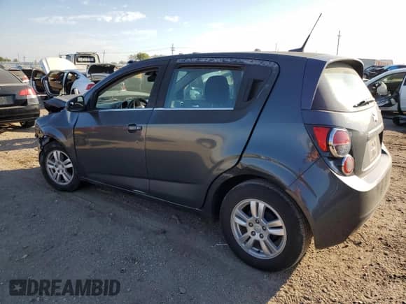 2013 Chevrolet Sonic LT с VIN 1G1JC6SG1D4174269, выставлен на аукционе Copart как лот 81970215 с пробегом Не указан миль и Списание • Salvage title. История ставок и продаж доступна на DreamBid. Изображение 2.