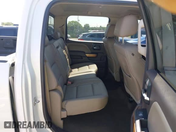 2015 Chevrolet Silverado 1500 LTZ z VIN 3GCUKSEC3FG390008, wystawiony jako IAAI lot #42718644 z przebiegiem 163 404 mil mil oraz . Historia ofert i sprzedaży dostępna na DreamBid. Obrazek 8.