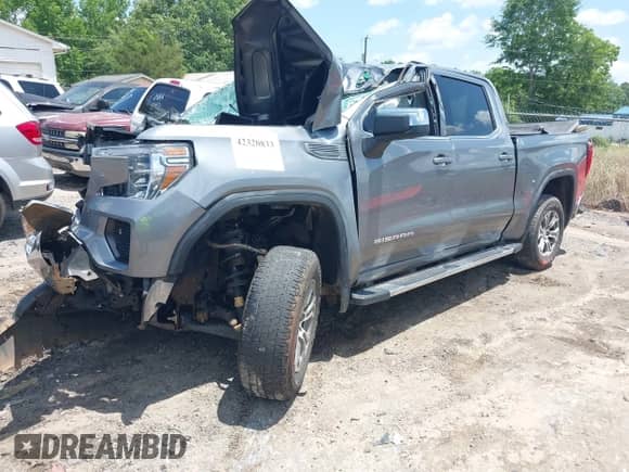 2022 GMC Sierra 1500 SLE with VIN 3GTP8BEK7NG121544, listed as a IAAI auction lot 42320833 with Not provided miles and . Bid and sale history available at DreamBid. Image 2.