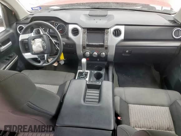 2015 Toyota Tundra SR5 z VIN 5TFEY5F17FX188110, wystawiony jako Copart lot #83942605 z przebiegiem 142 443 mil mil oraz Szkoda całkowita • Salvage title. Historia ofert i sprzedaży dostępna na DreamBid. Obrazek 8.