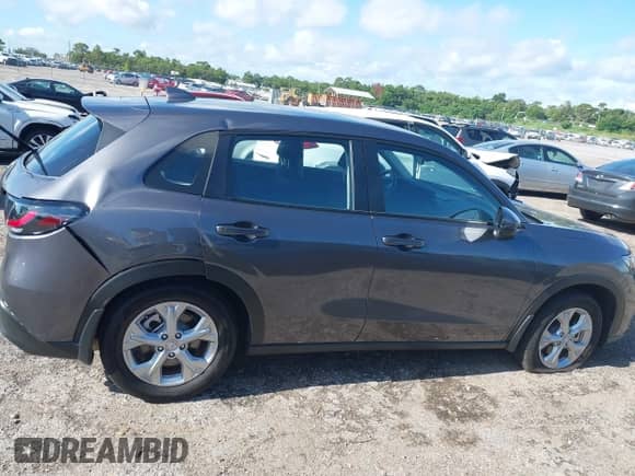 2025 Honda HR-V LX with VIN 3CZRZ1H38SM713952, listed as a IAAI auction lot 42744829 with 5,926 mi miles and . Bid and sale history available at DreamBid. Image 13.