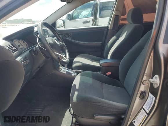 2005 Toyota Corolla LE с VIN 1NXBR32EX5Z460576, выставлен на аукционе Copart как лот 85507745 с пробегом Не указан миль и Списание • Salvage title. История ставок и продаж доступна на DreamBid. Изображение 7.