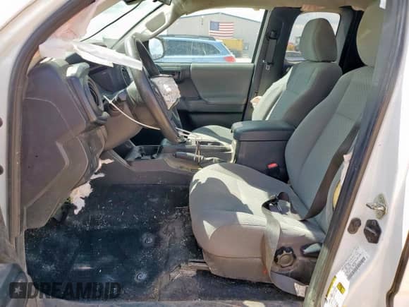 2020 Toyota Tacoma SR с VIN 5TFRX5GN1LX181431, выставлен на аукционе Copart как лот 71834005 с пробегом 151 040 миль миль и Списание • Salvage title. История ставок и продаж доступна на DreamBid. Изображение 7.