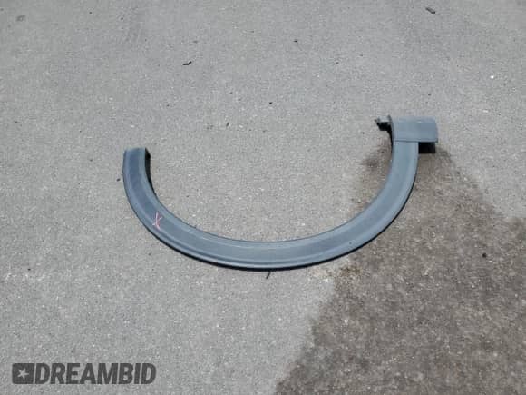 2021 Ford Explorer z VIN 1FMSK7BH2MGB60680, wystawiony jako Copart lot #66037285 z przebiegiem 47 944 mil mil oraz Szkoda całkowita • Salvage title. Historia ofert i sprzedaży dostępna na DreamBid. Obrazek 13.